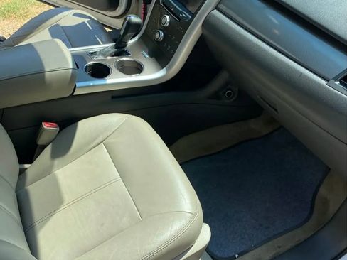 Used 2011 Ford Edge SEL w/ 202A Rapid Spec Order Code FWD image 9