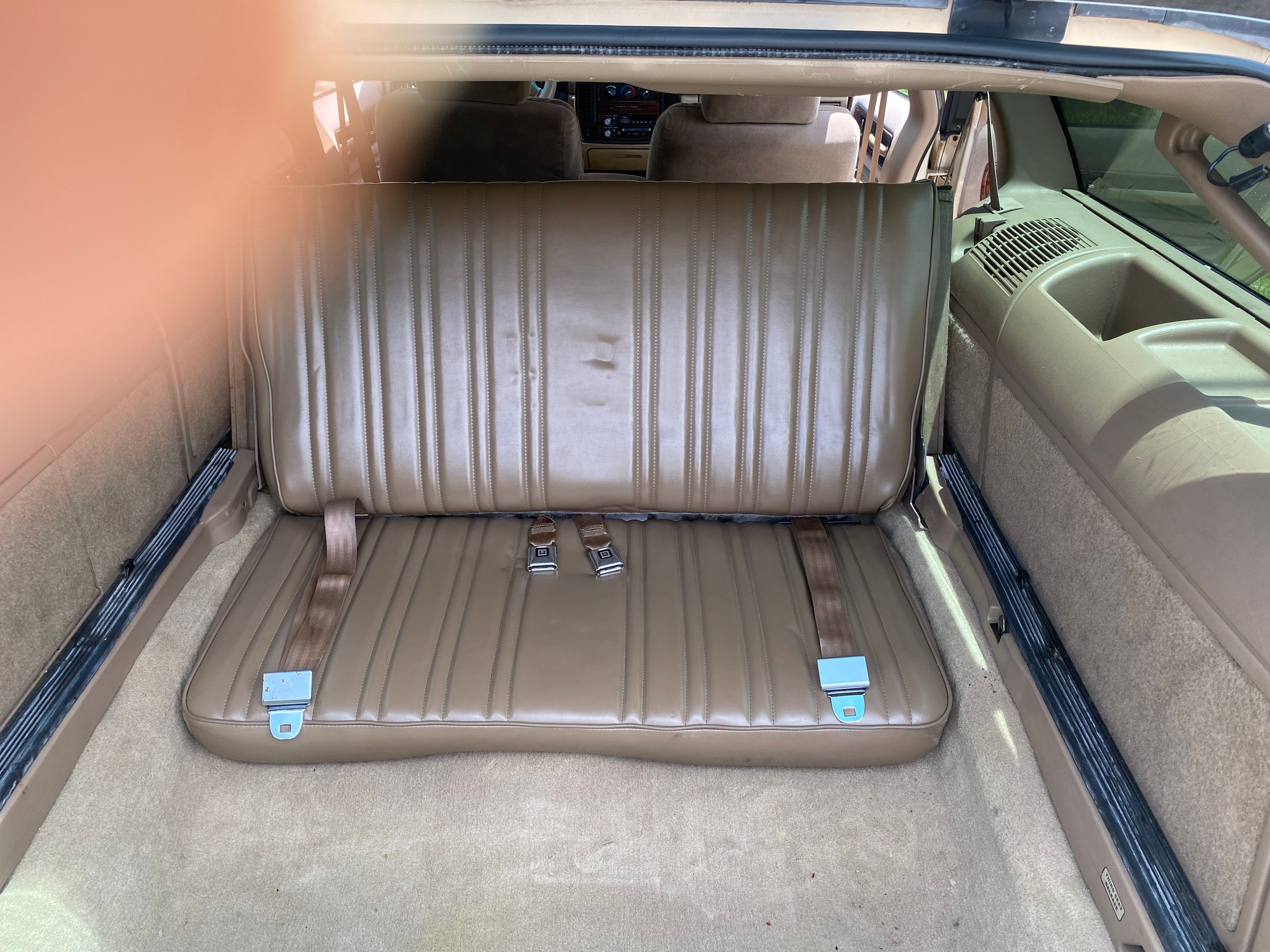 Used 1994 Chevrolet Caprice Classic RWD image 16