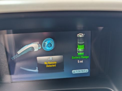 Used 2011 Chevrolet Volt Sedan 4D image 12