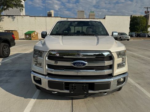 Used 2015 Ford F150 Lariat AWD/4WD image 4