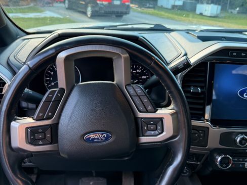 Used 2022 Ford F450 Platinum image 8