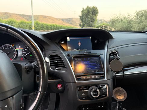 Used 2014 Acura RLX w/ Advance Package image 16