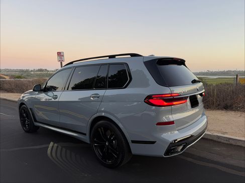 Used 2026 BMW X7 xDrive40i w/ M Sport Package AWD/4WD image 4