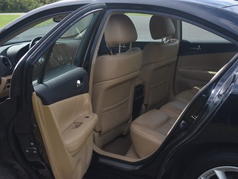 Used 2010 Nissan Maxima 3.5 SV w/ Premium Pkg FWD image 10