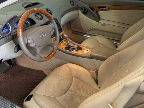 Used 2007 Mercedes-Benz SL 550 image 6