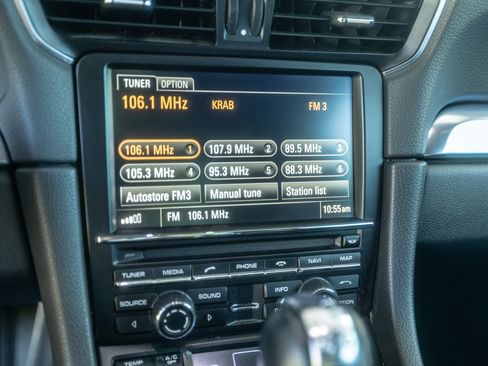 Used 2015 Porsche 911 Targa 4S image 28