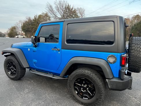 Used 2016 Jeep Wrangler Sport image 4