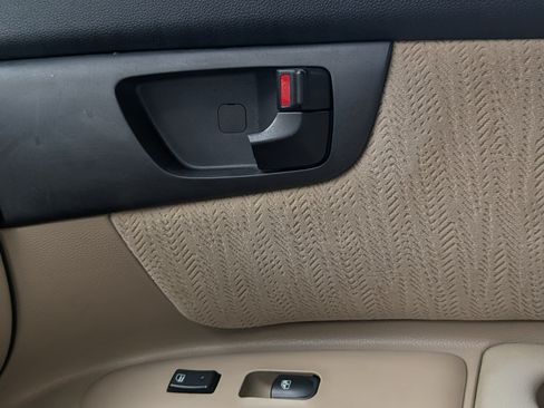 Used 2010 Kia Optima LX image 11