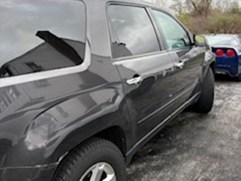 Used 2016 GMC Acadia SLE AWD/4WD image 8