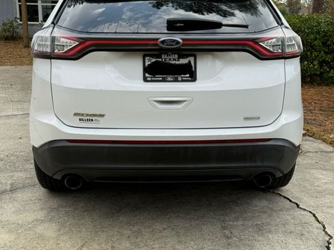 Used 2016 Ford Edge SE image 2