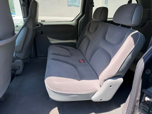 Used 1999 Dodge Grand Caravan FWD image 8