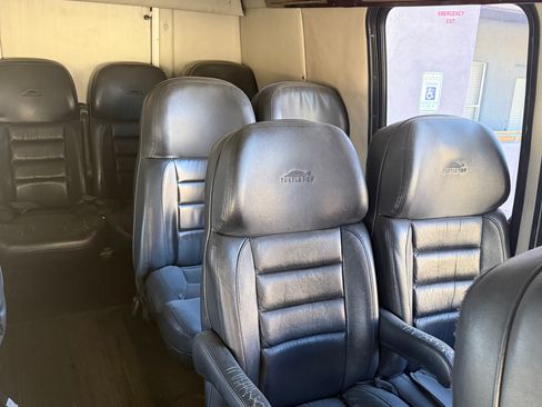 Used 2007 Chevrolet Express 3500 w/ RV Package image 6