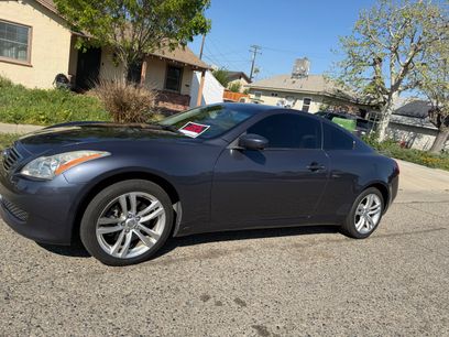 Used 2010 INFINITI G37 x Coupe w/ Premium Pkg
