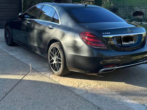 Used 2018 Mercedes-Benz S 560 Sedan image 6
