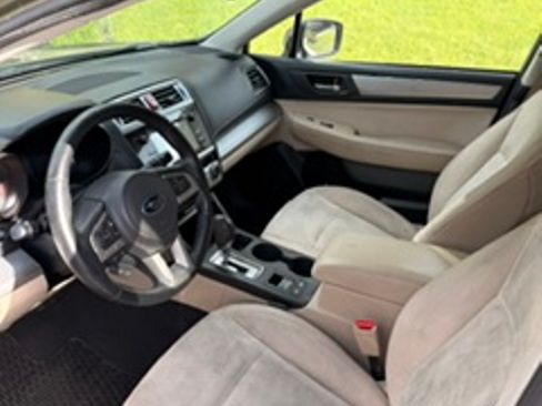 Used 2015 Subaru Outback 2.5i Premium AWD/4WD image 6