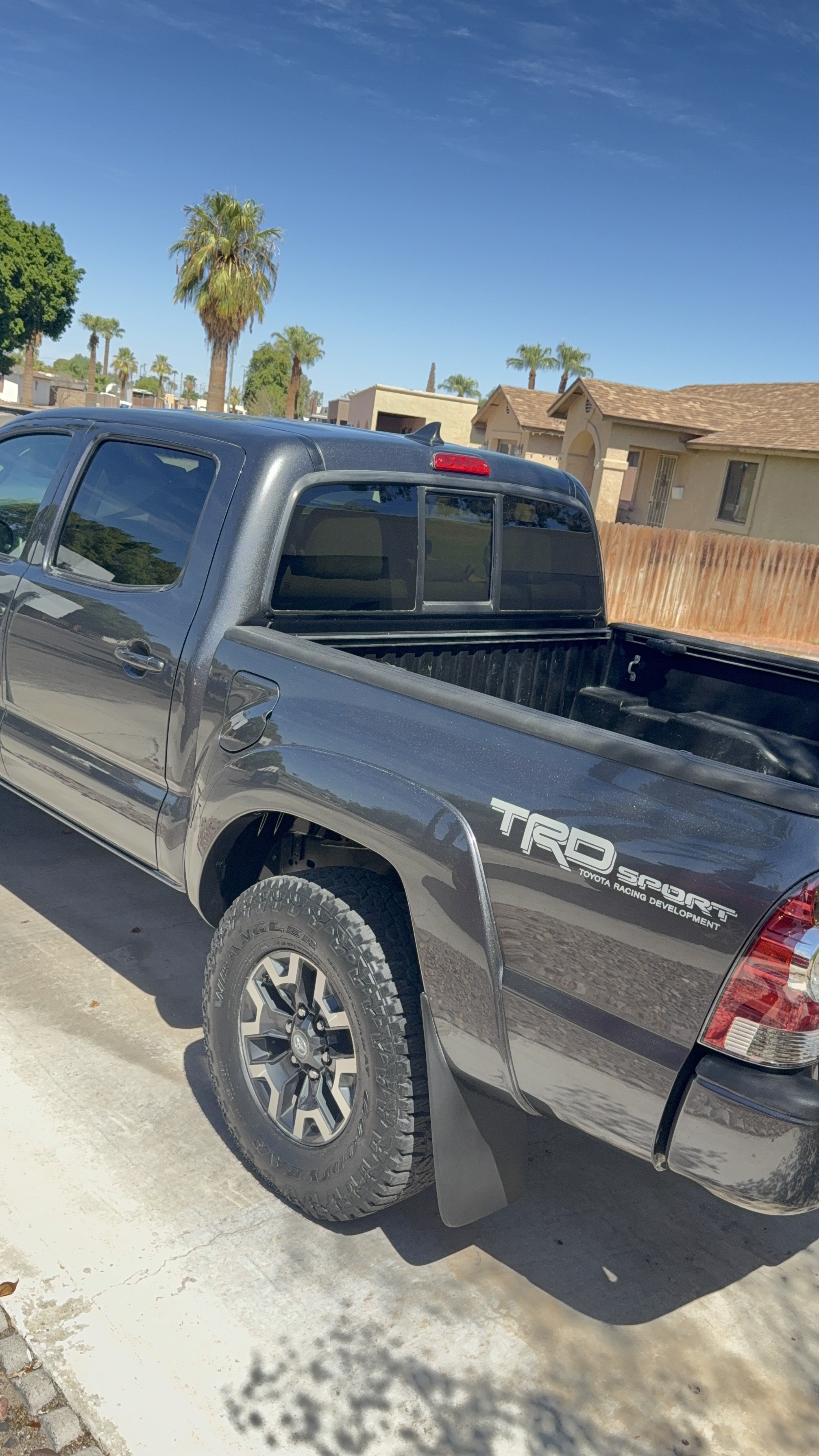 Used 2015 Toyota Tacoma PreRunner w/ TRD Sport Package RWD image 5