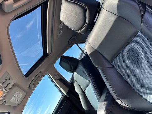 Used 2015 Toyota Corolla S image 18