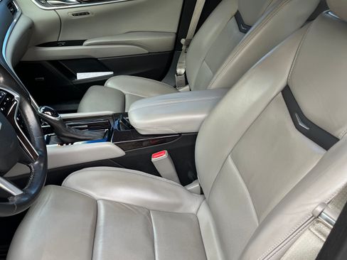 Used 2016 Cadillac XTS Premium FWD image 9
