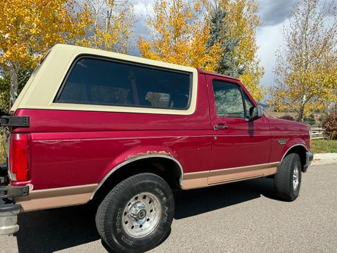Used 1995 Ford Bronco image 4