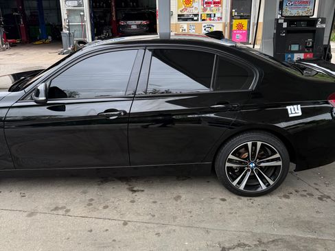 Used 2018 BMW 330i Sedan RWD image 11