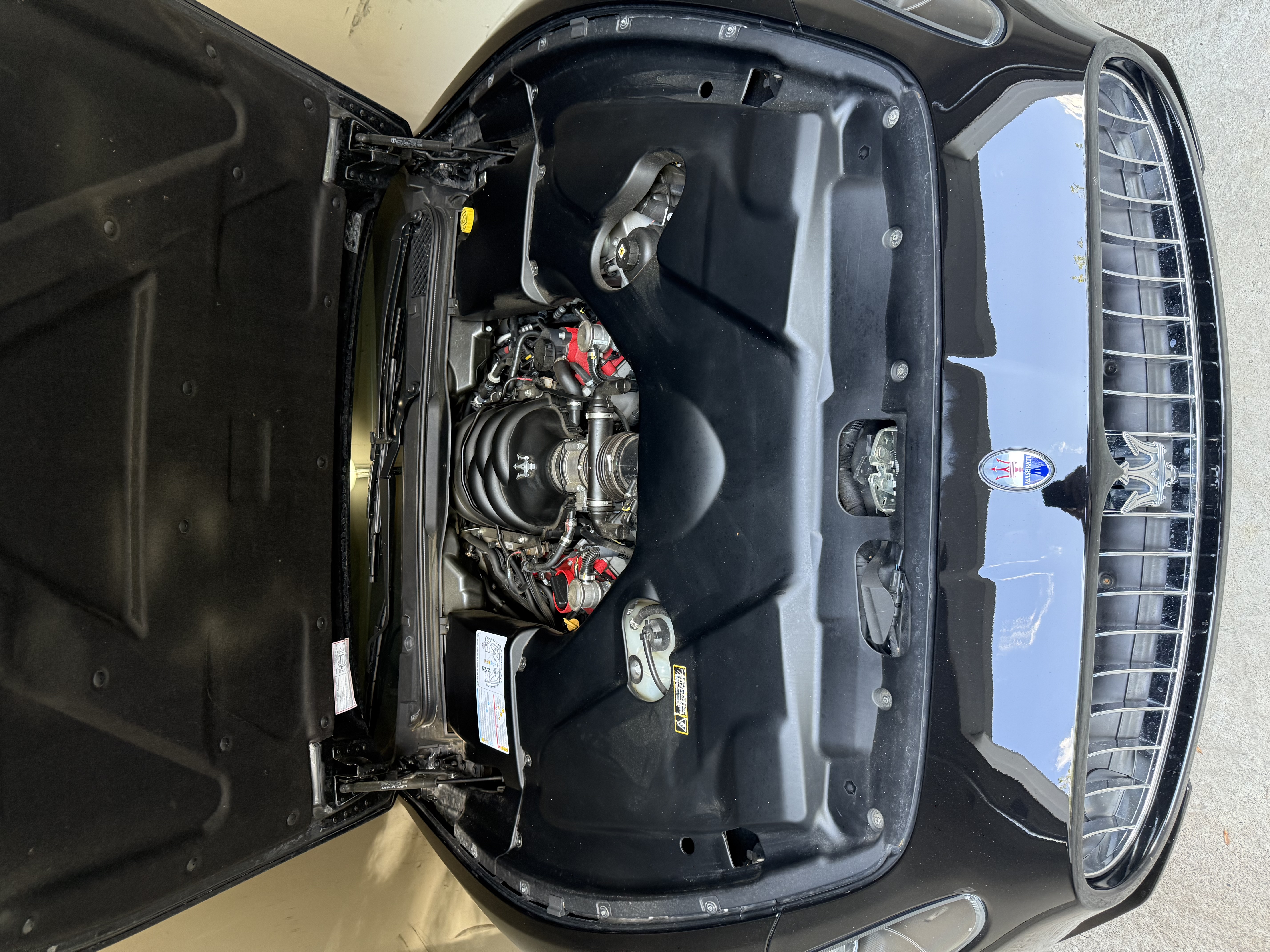 Used 2012 Maserati GranTurismo S RWD image 9