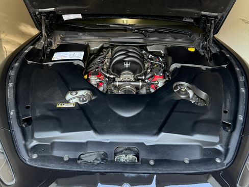 Used 2012 Maserati GranTurismo S RWD image 9
