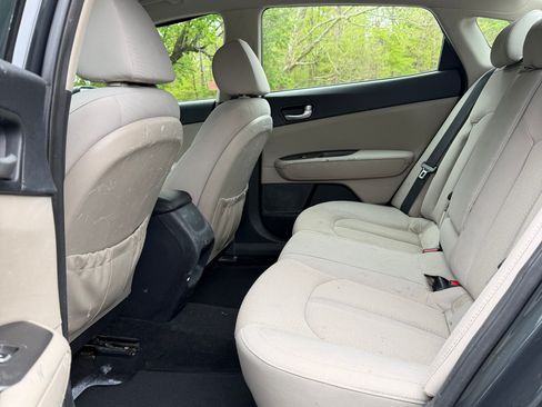 Used 2016 Kia Optima LX w/ LX Convenience Package FWD image 6