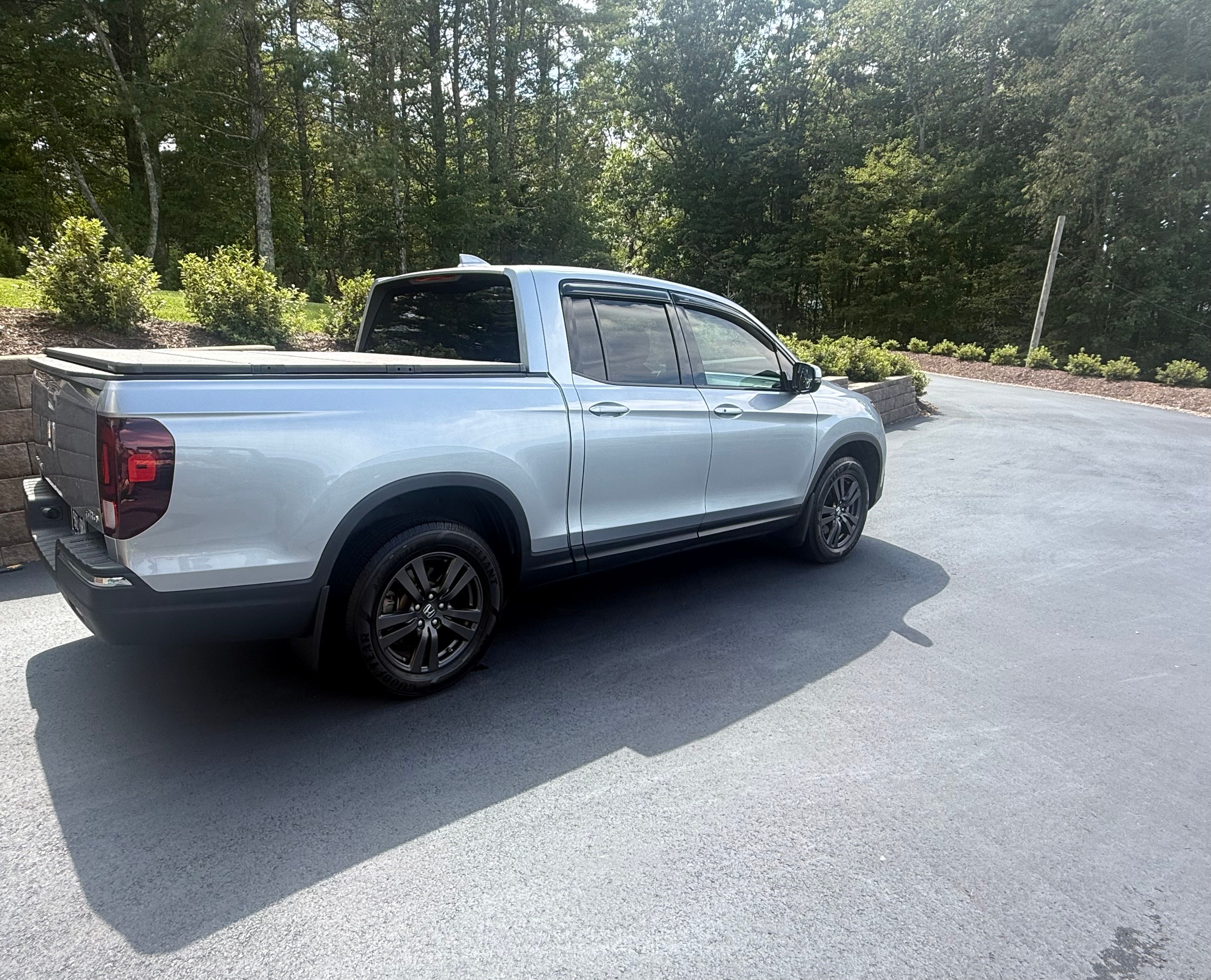 Used 2020 Honda Ridgeline Sport image 12