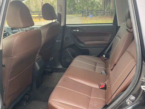 Used 2018 Subaru Forester 2.5i Touring w/ Popular Package #2 image 5