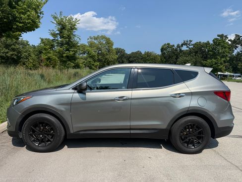 Used 2017 Hyundai Santa Fe Sport AWD/4WD image 5