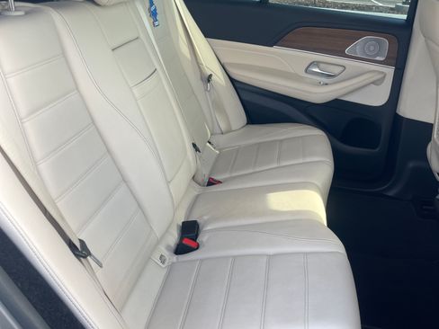 Used 2021 Mercedes-Benz GLE 580 4MATIC image 10