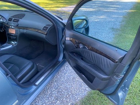 Used 2004 Mercedes-Benz E 320 4MATIC Sedan image 16