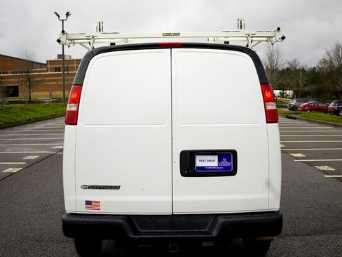 Used 2019 Chevrolet Express 2500 w/ Driver Convenience Package image 14