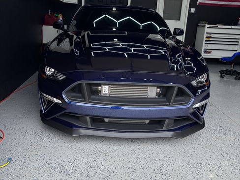 Used 2018 Ford Mustang GT Premium w/ GT Performance Package RWD image 11