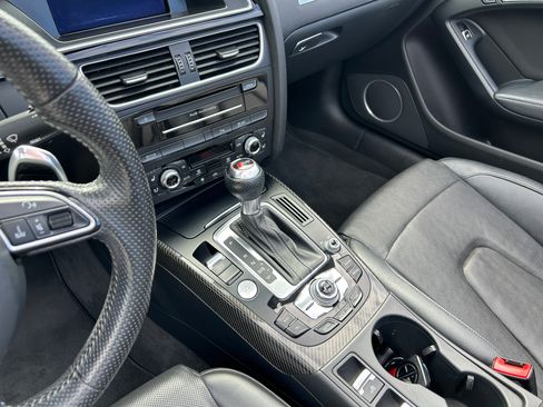 Used 2014 Audi RS 5 Cabriolet image 8