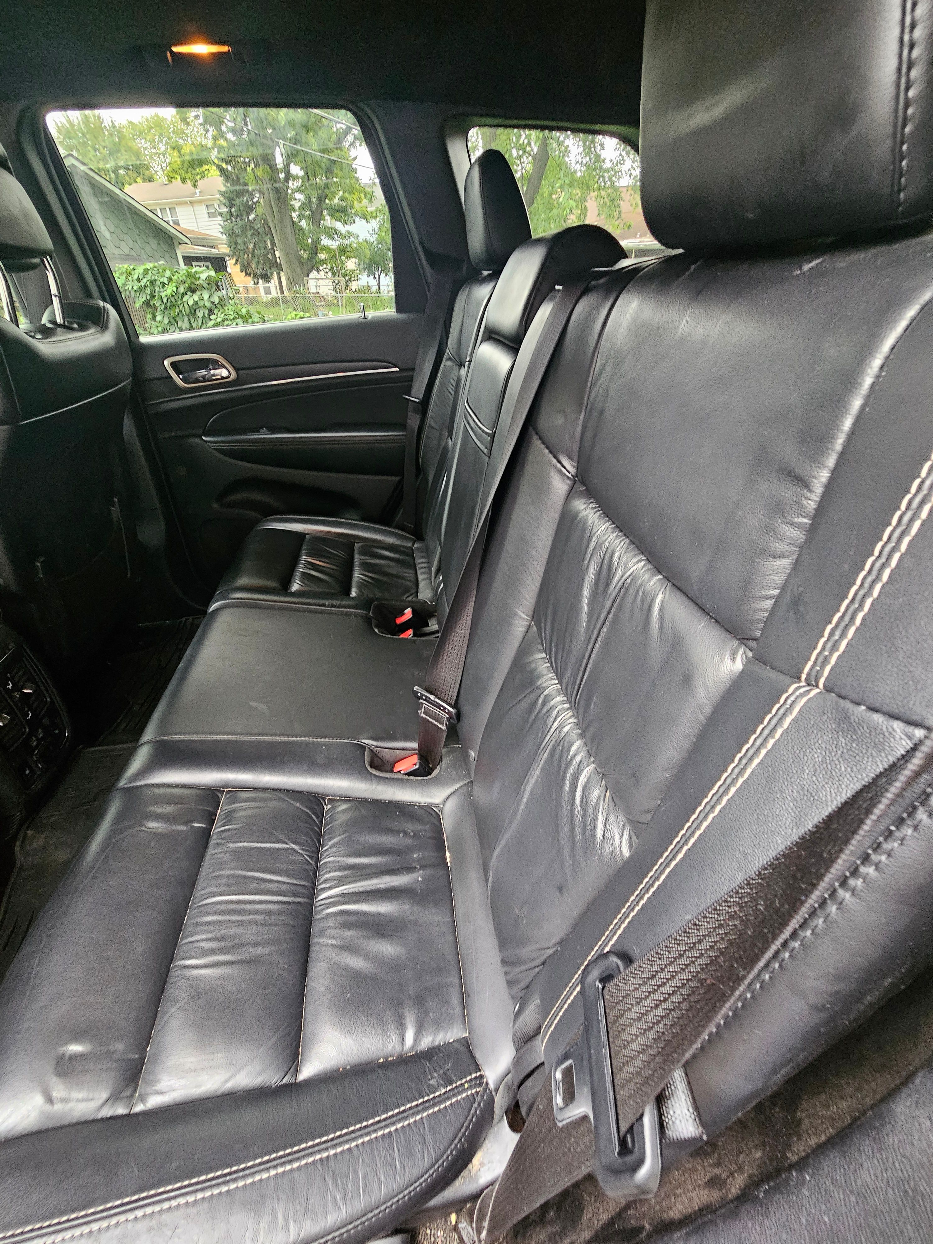 Used 2014 Jeep Grand Cherokee Limited w/ Trailer Tow Group IV AWD/4WD image 10