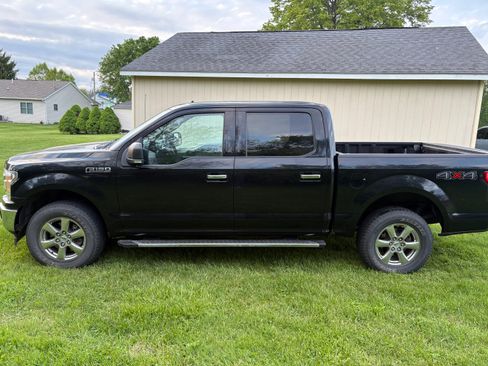 Used 2018 Ford F150 XLT w/ Equipment Group 302A Luxury AWD/4WD image 5