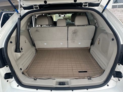 Used 2013 Lincoln MKX Sport Utility 4D image 17