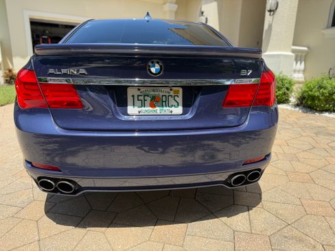Used 2012 BMW ALPINA B7 xDrive AWD/4WD image 4