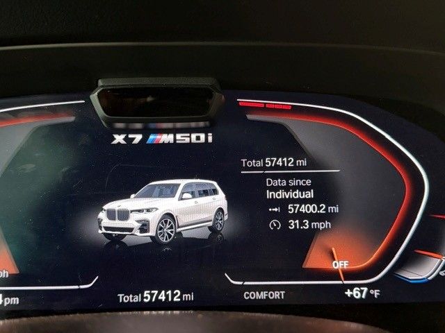 Used 2022 BMW X7 M50i w/ Dynamic Handling Package AWD/4WD image 12
