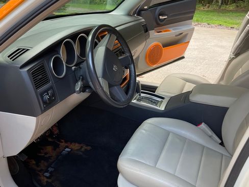 Used 2005 Dodge Magnum R/T image 8