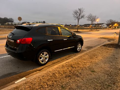 Used 2013 Nissan Rogue SV w/ Premium Pkg image 9