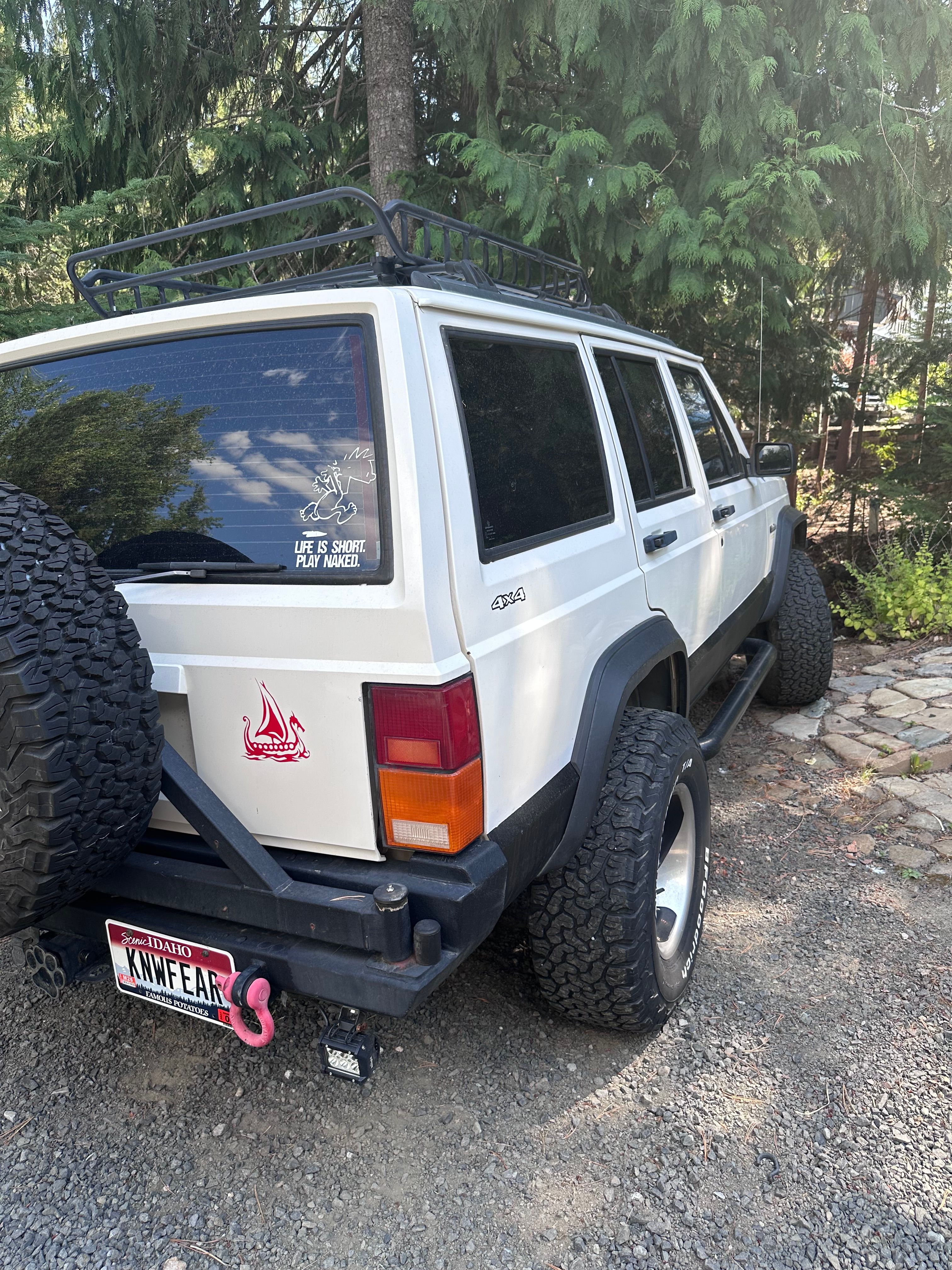 Used 1996 Jeep Cherokee 4WD 4-Door image 5