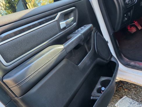 Used 2021 RAM 1500 Big Horn image 16