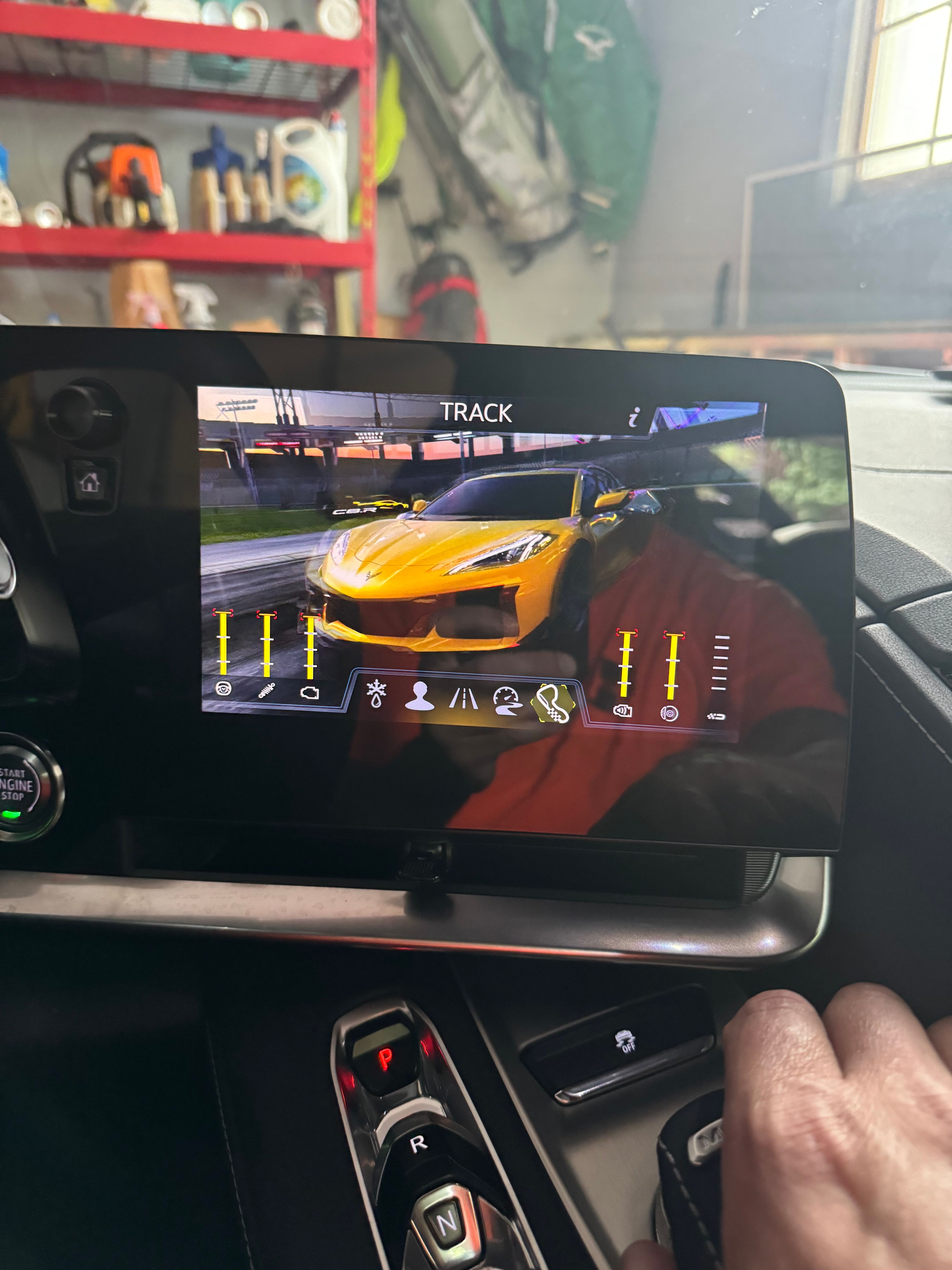 Used 2024 Chevrolet Corvette Z06 RWD image 30