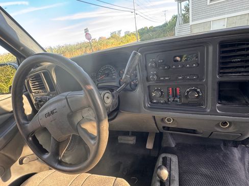 Used 2007 GMC Sierra 1500 W/T image 20