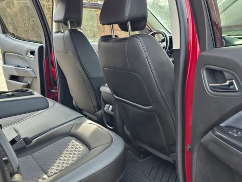 Used 2017 Chevrolet Colorado Z71 image 27