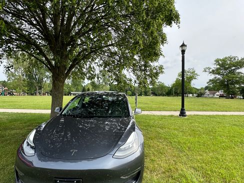 Used 2020 Tesla Model 3 AWD/4WD image 16