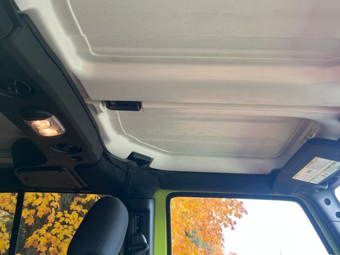 Used 2016 Jeep Wrangler Unlimited Sport w/ Quick Order Package 24S image 9