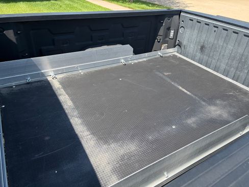 Used 2019 Chevrolet Silverado 1500 LT w/ All-Star Edition AWD/4WD image 6